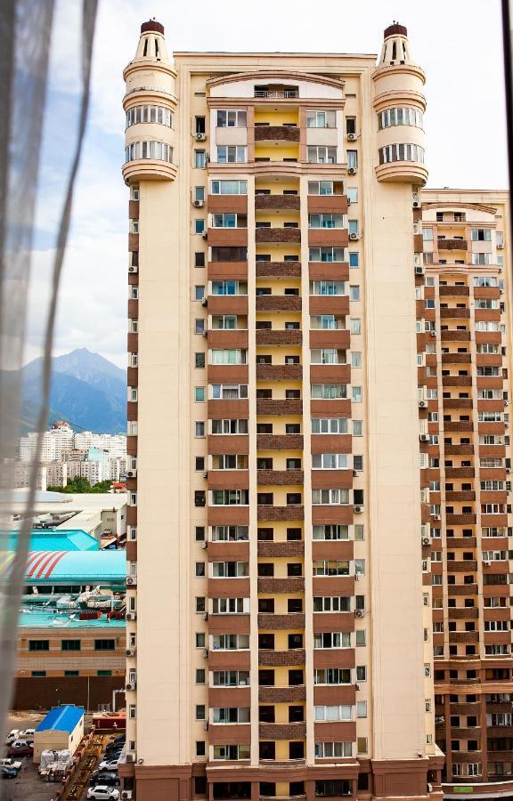 2 Ком Студия На 18 Этаже С Панорамным Видом На Горы В Жк Мега Тауер Almatý Exterior foto